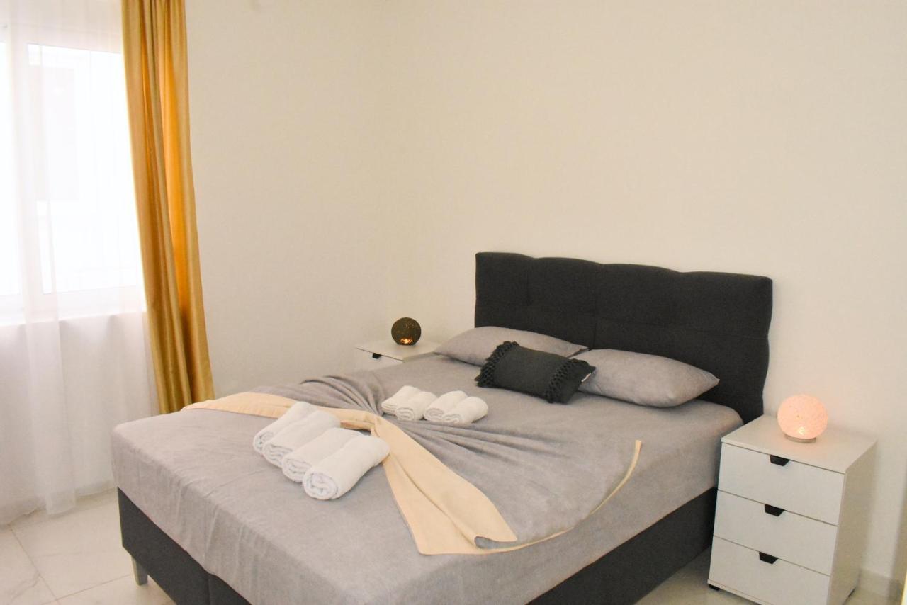 Apartments Amar Ulcinj Buitenkant foto